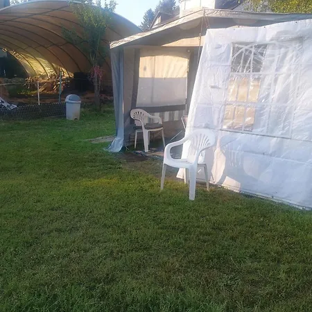 Wildcamp Masseria La Murgia In Einem Wohnwagen Campingplatz *